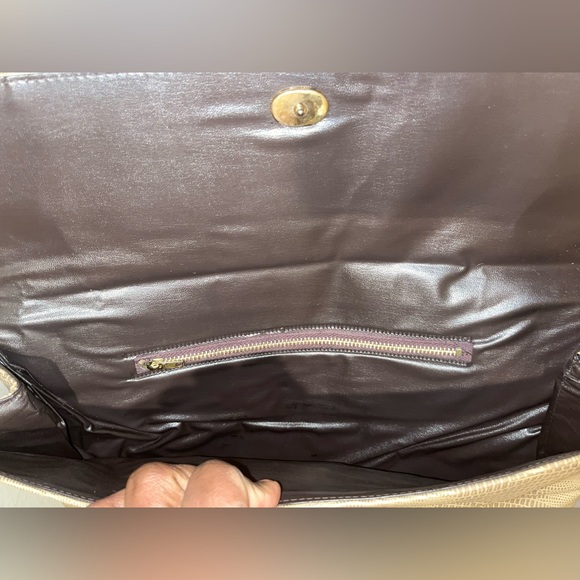 NWOT Large Clutch - Picture 4 of 4